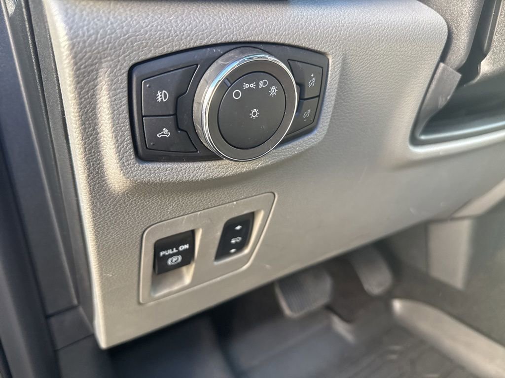 Used 2018 Ford F150 XLT w/ Equipment Group 302A Luxury image 10