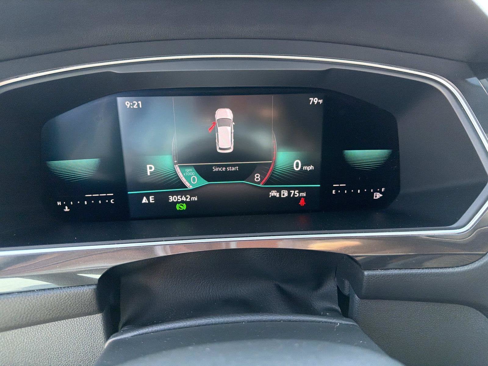 Used 2022 Volkswagen Tiguan SE R-Line FWD image 14
