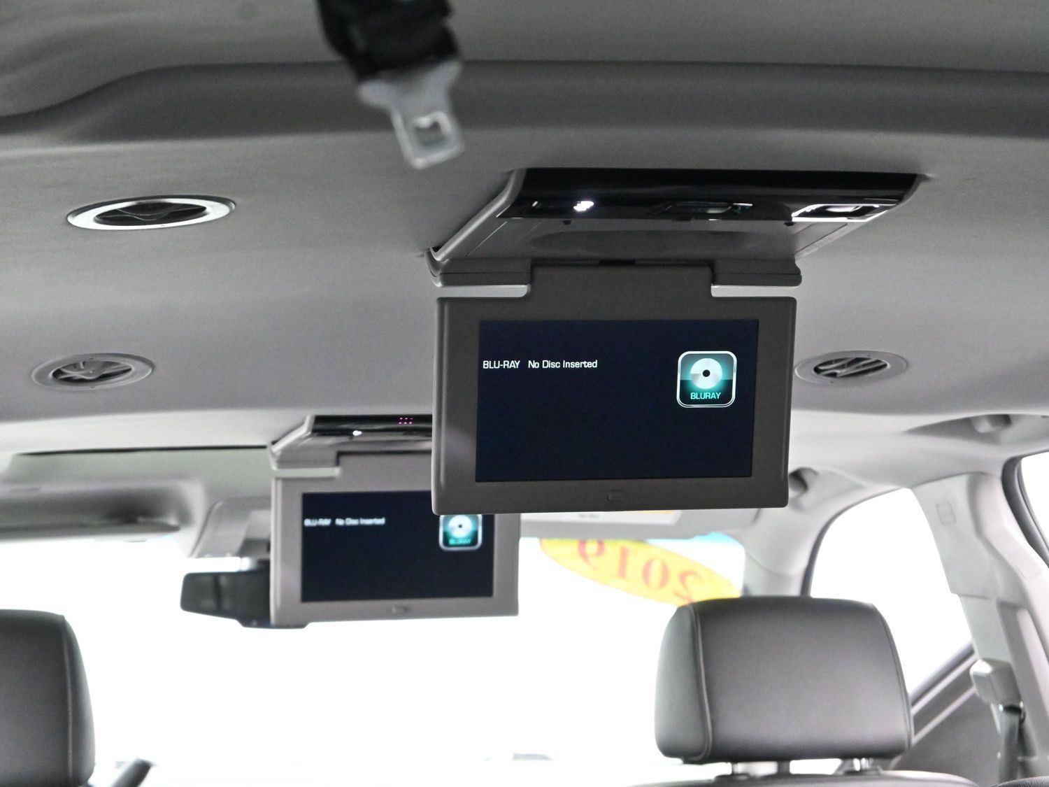 Used 2019 Chevrolet Suburban Premier AWD/4WD image 37