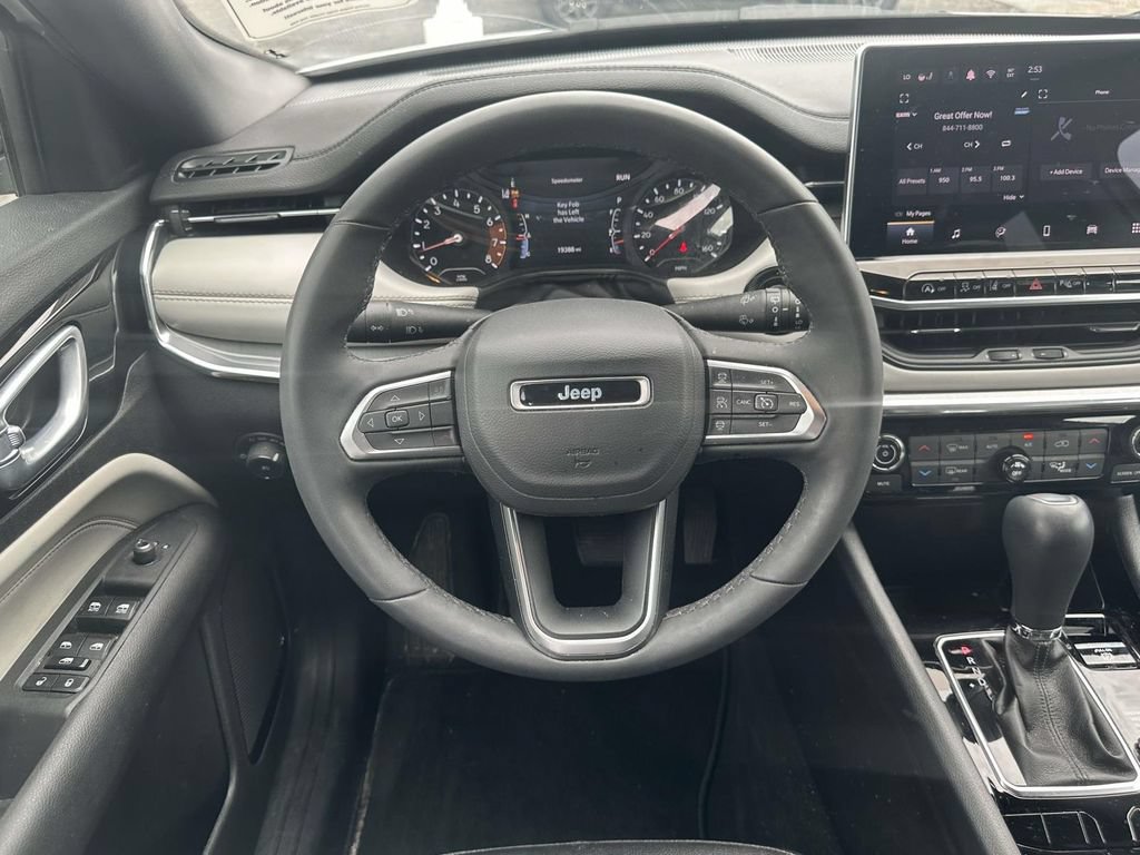 Used 2024 Jeep Compass Limited AWD/4WD image 15