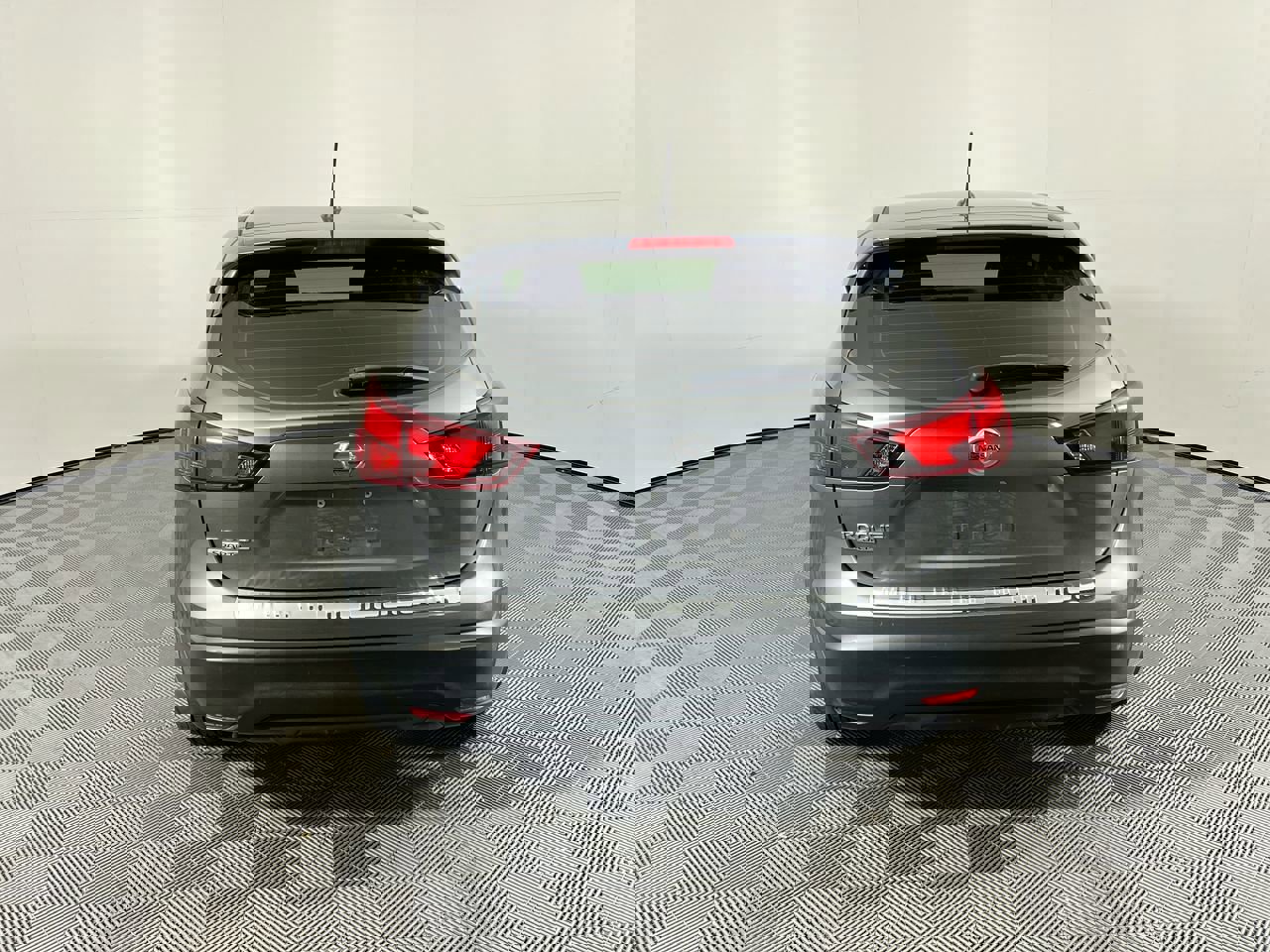 Used 2019 Nissan Rogue Sport S w/ Appearance Package image 4