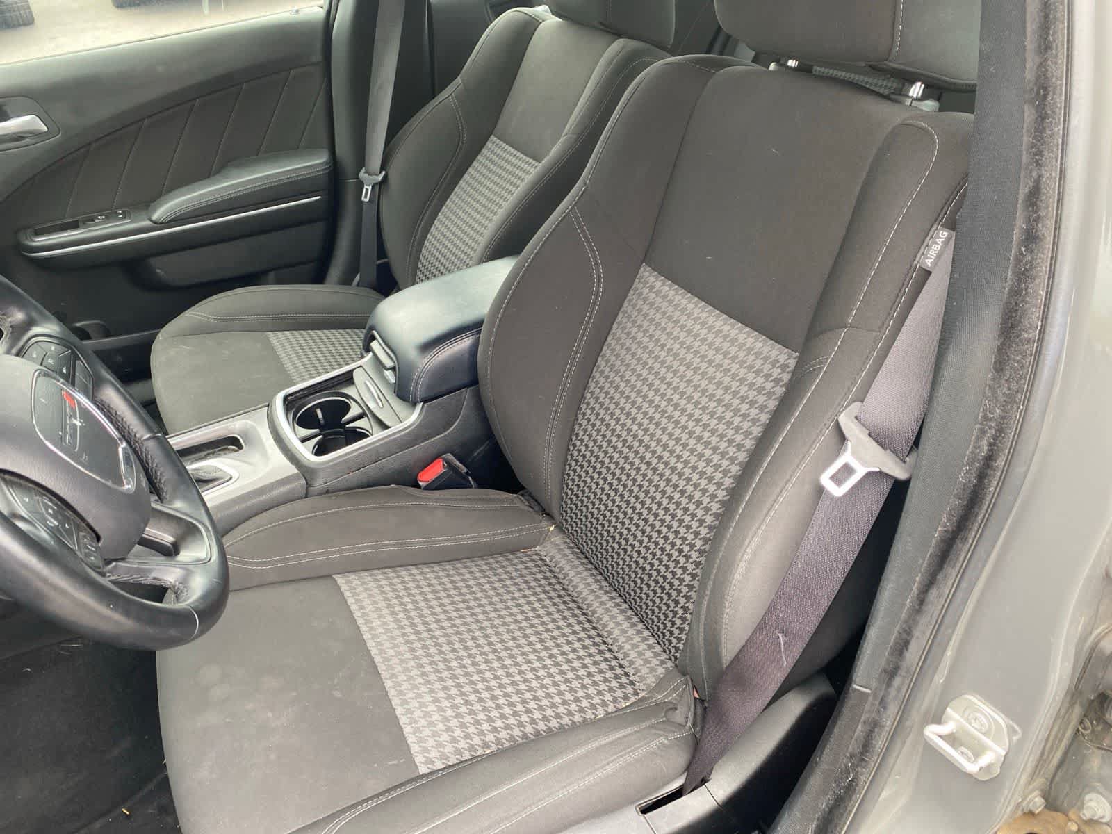 Used 2023 Dodge Charger SXT RWD image 12