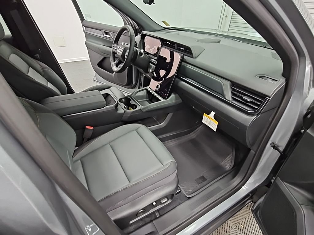 New 2026 GMC Terrain AT4 w/ Convenience Package III image 38