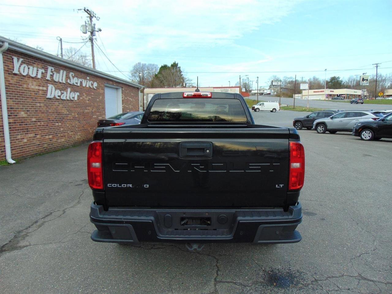 Used 2022 Chevrolet Colorado LT w/ Fleet Safety Package image 6