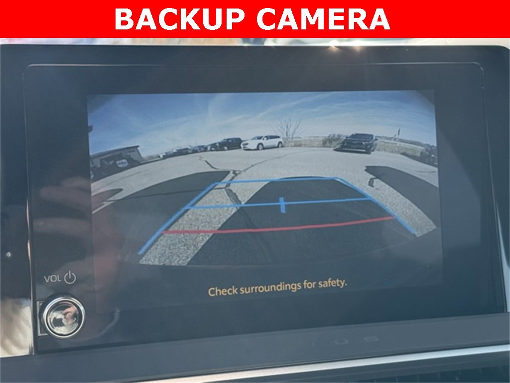 Certified 2023 Toyota Prius LE image 4