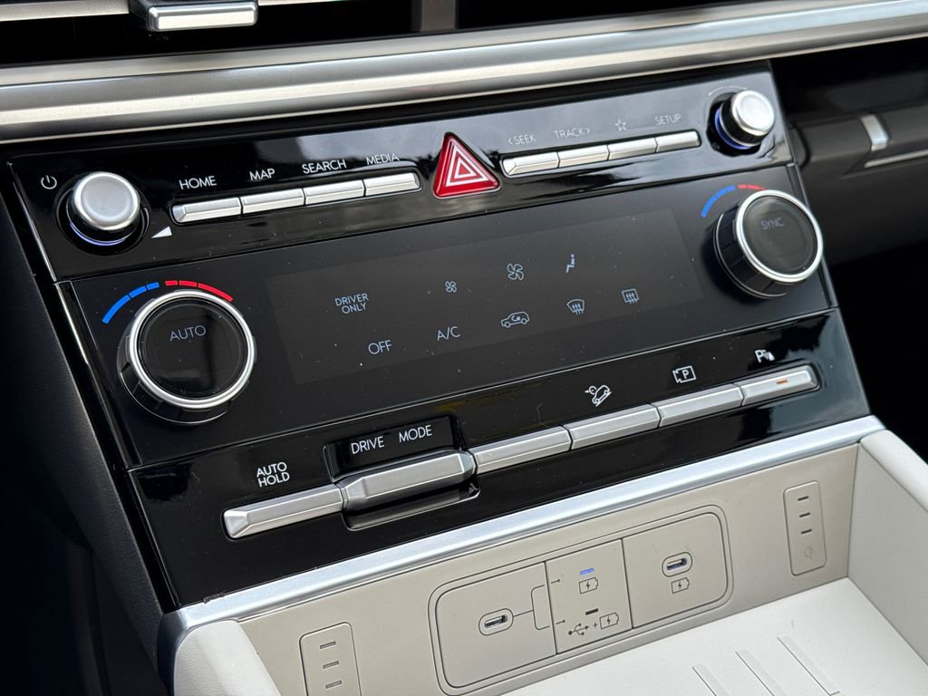 New 2026 Hyundai Santa Fe SE image 27