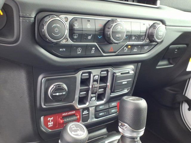 New 2026 Jeep Gladiator Mojave image 9