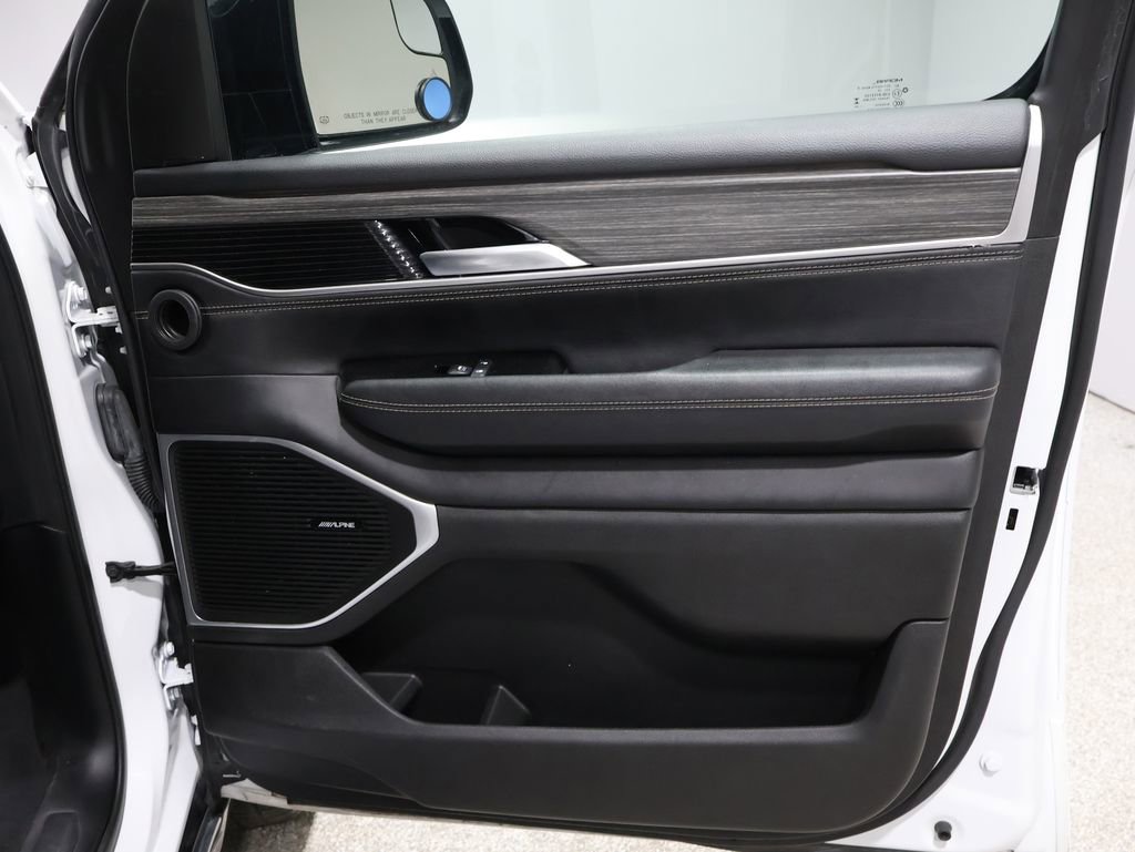 Certified 2024 Jeep Wagoneer Series II image 24