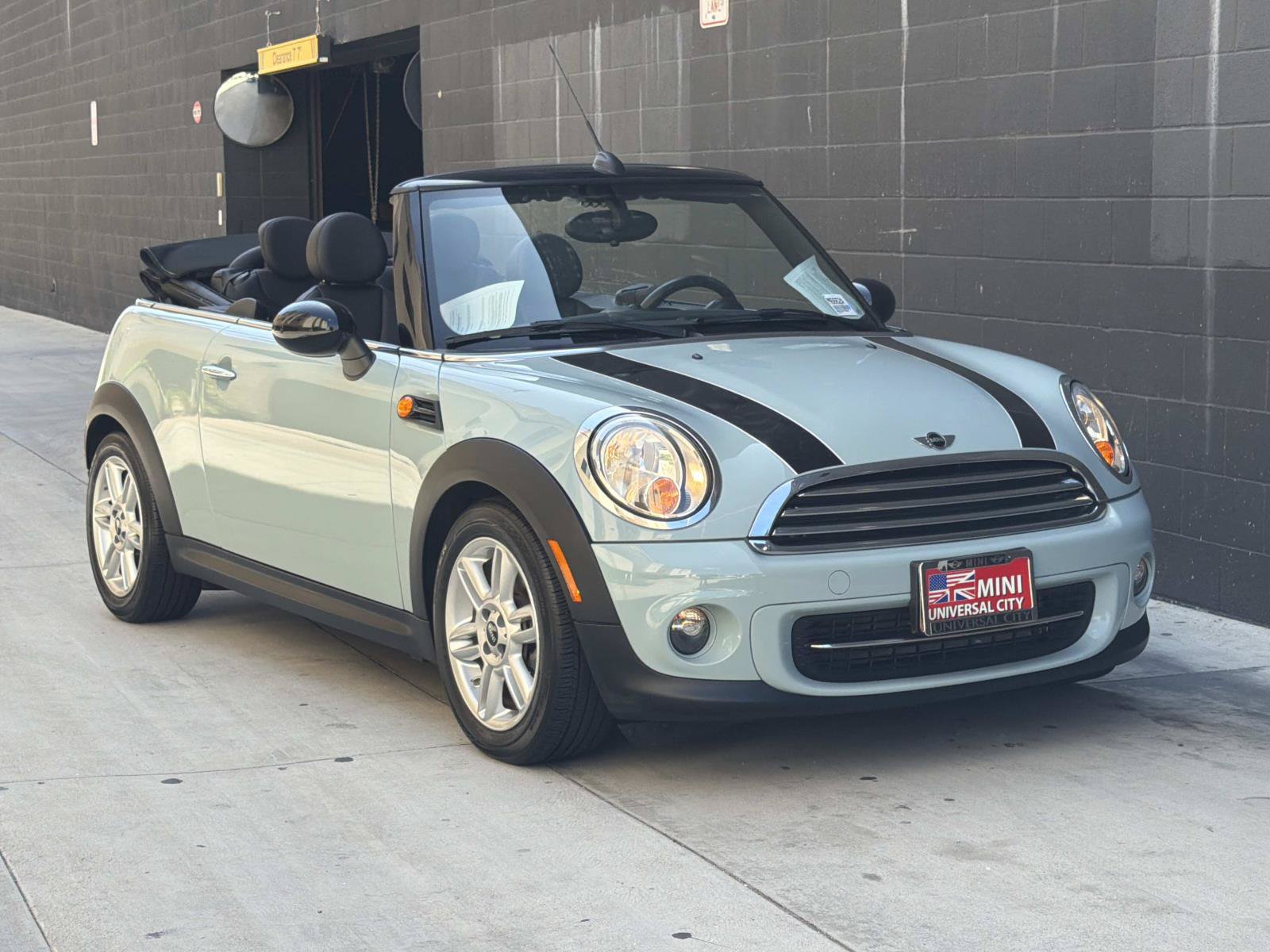 Used 2014 MINI Cooper Convertible FWD image 2