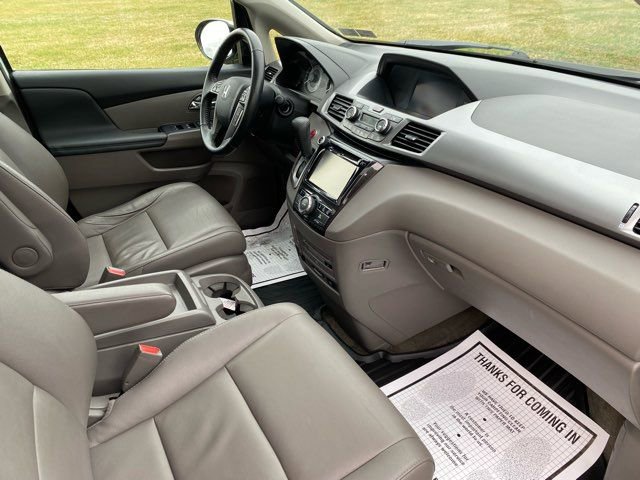 Used 2014 Honda Odyssey Touring Elite image 25