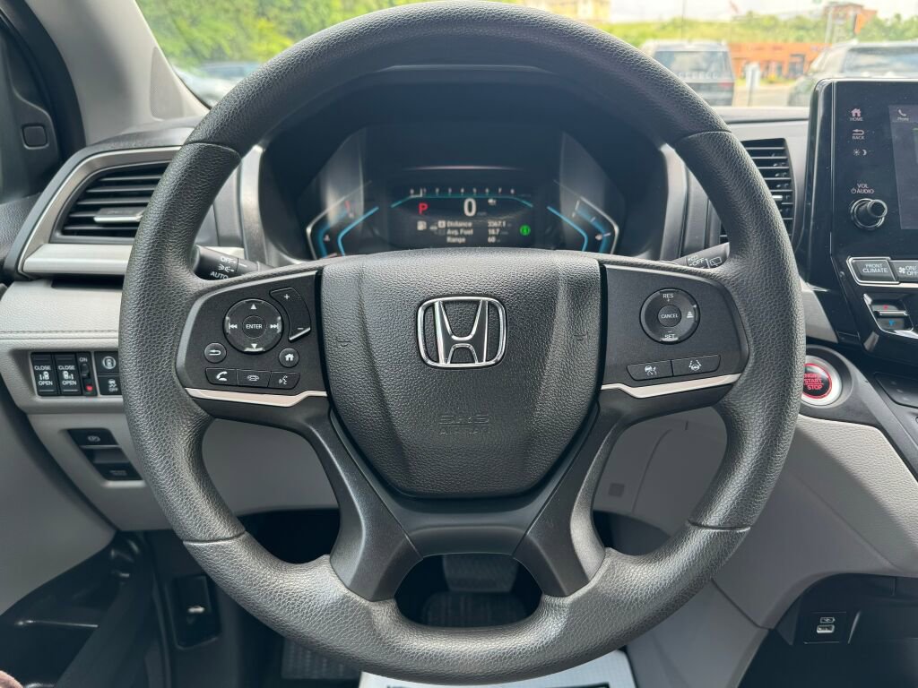 Used 2023 Honda Odyssey EX image 23