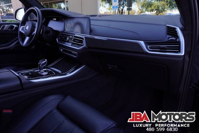 Used 2021 BMW X5 M50i w/ Executive Package image 9