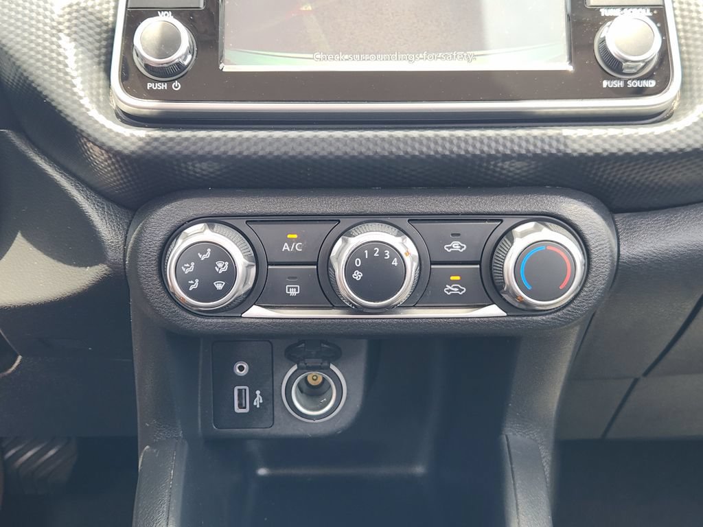 Used 2022 Nissan Kicks S FWD image 16