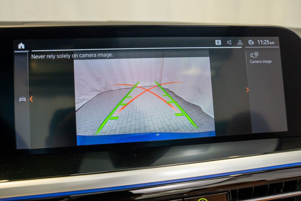 Used 2025 BMW Z4 M40i w/ Edition image 18