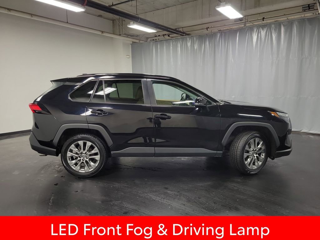 Used 2023 Toyota RAV4 XLE Premium AWD/4WD image 9