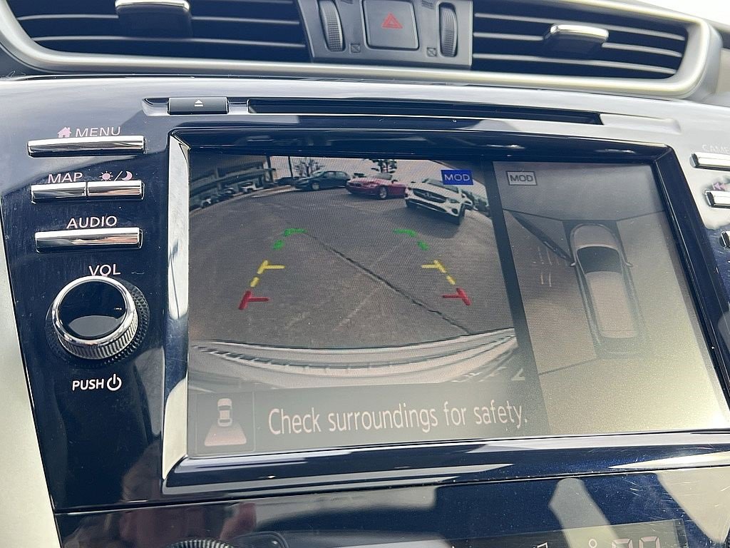 Used 2021 Nissan Murano Platinum w/ Cargo Package image 17