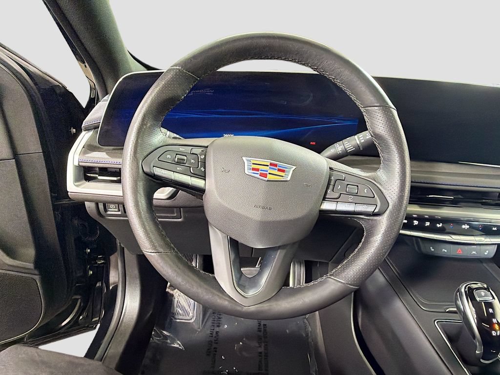 Certified 2024 Cadillac XT4 Sport w/ Trailering Package AWD/4WD image 13