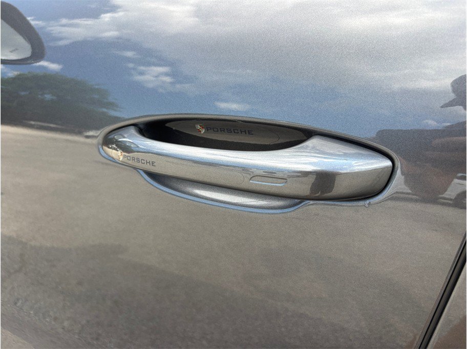 Used 2022 Porsche Cayenne AWD/4WD image 14