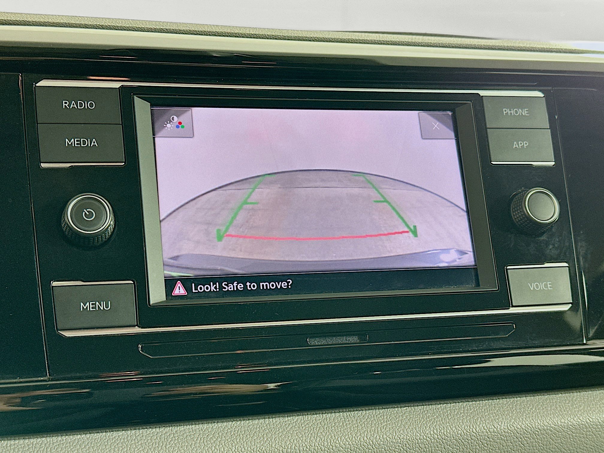 Used 2024 Volkswagen Taos S image 22