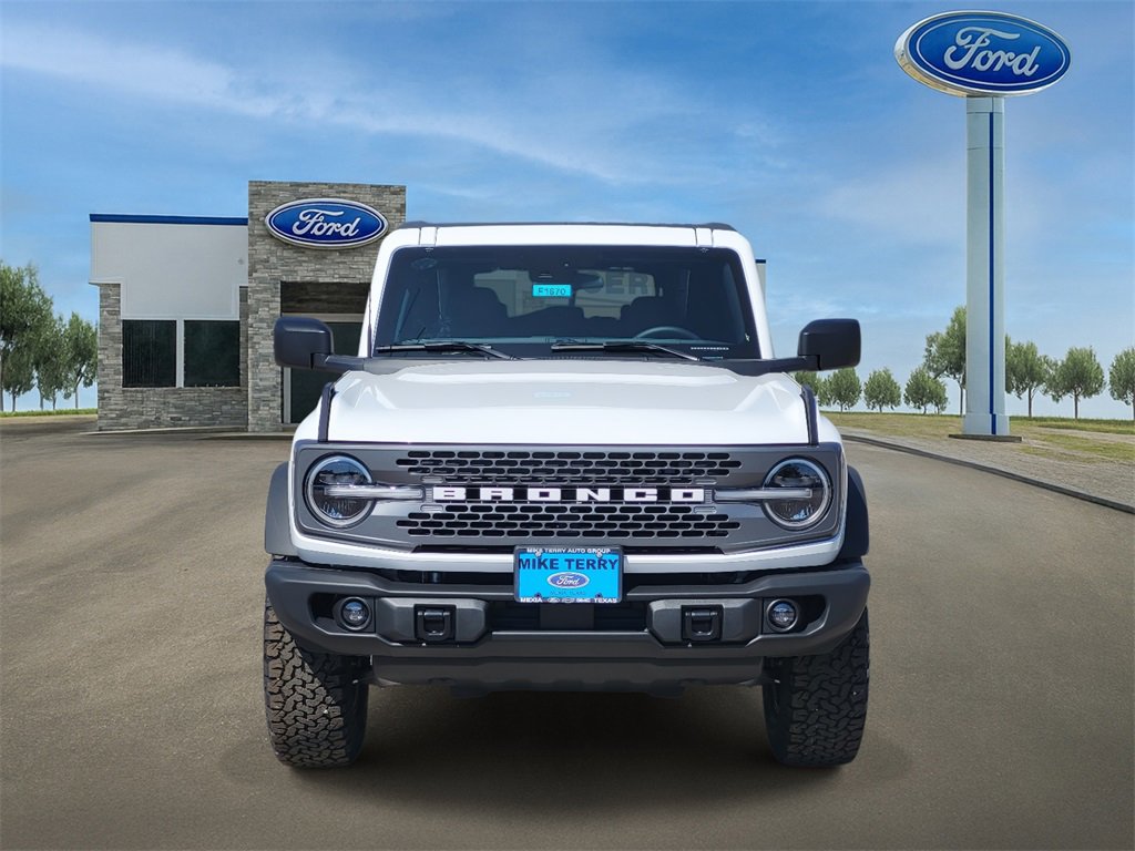 New 2025 Ford Bronco Badlands image 2