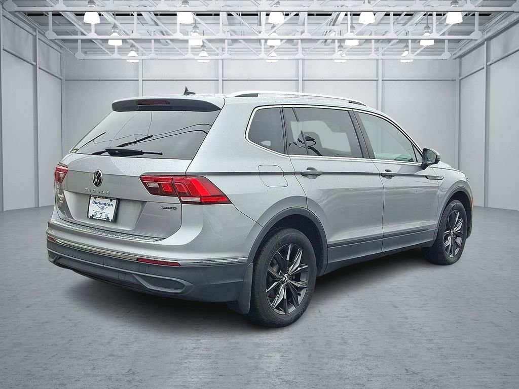 Certified 2022 Volkswagen Tiguan SE image 6