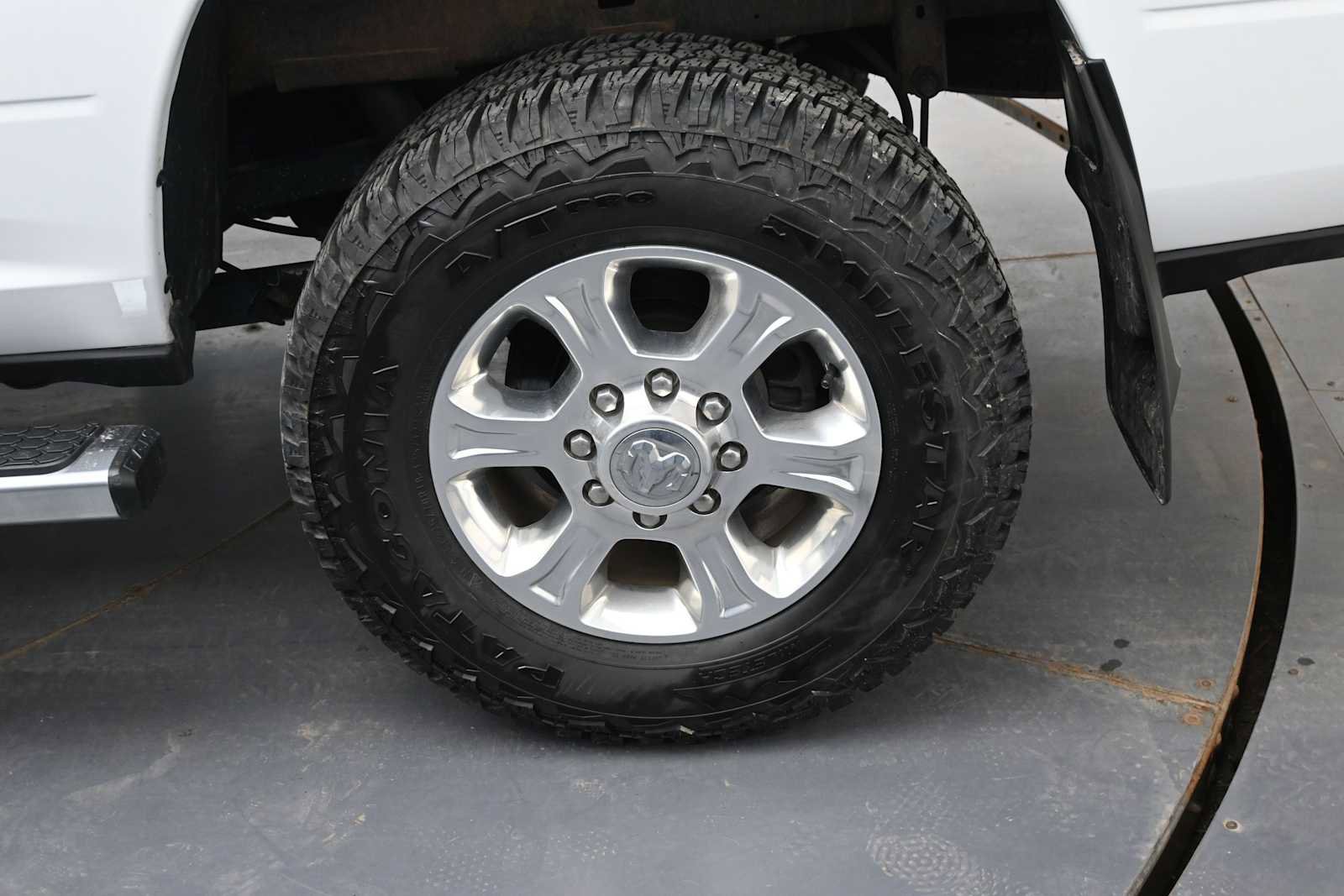Used 2022 RAM 2500 Big Horn w/ Snow Chief Group AWD/4WD image 5