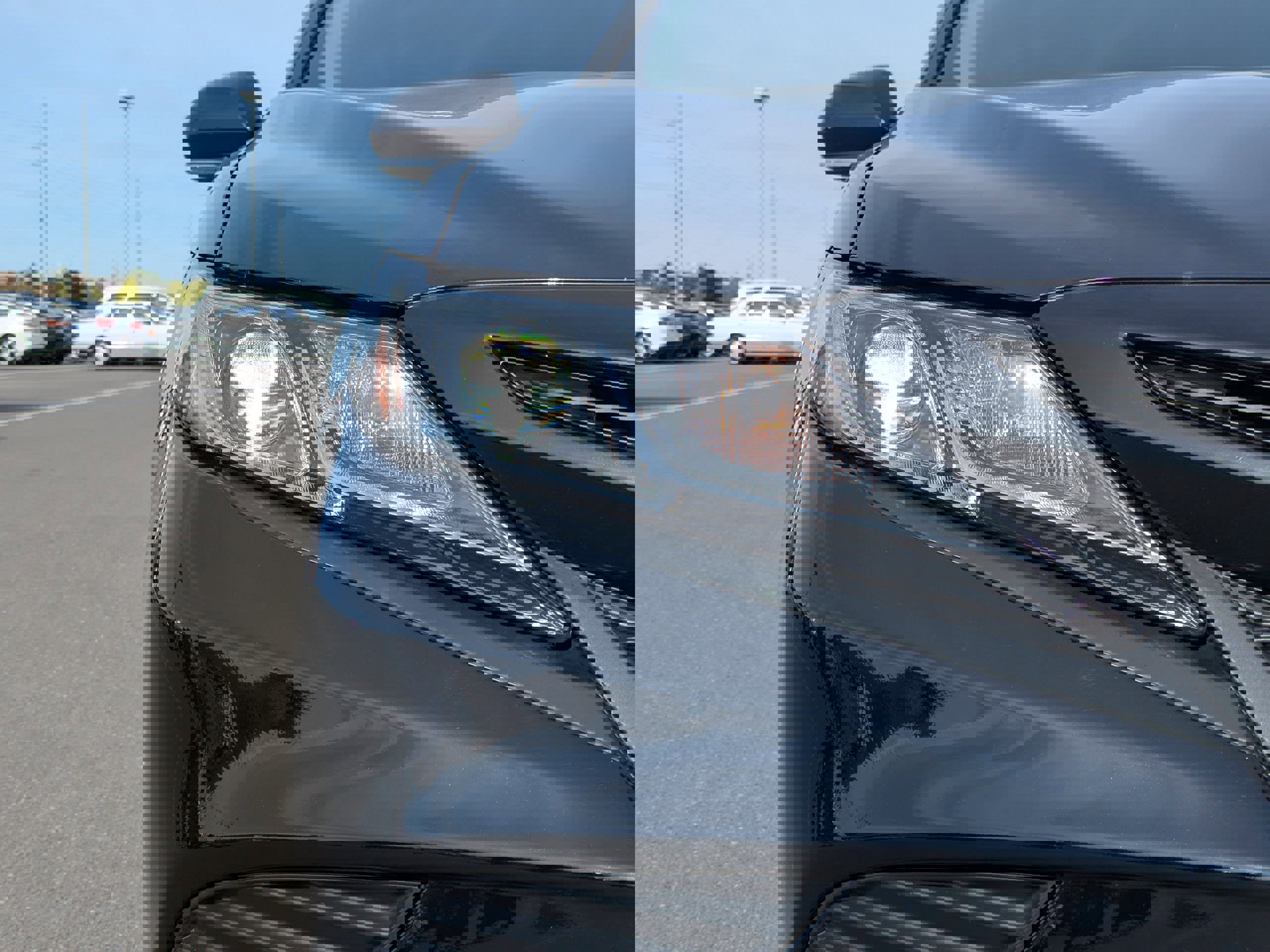 Used 2020 Toyota Camry SE w/ Cold Weather Package image 41