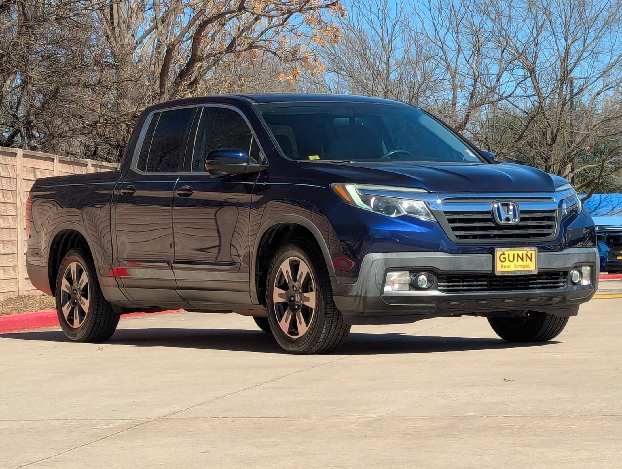 Certified 2017 Honda Ridgeline RTL-T image 2
