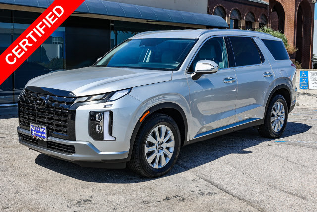 Certified 2025 Hyundai Palisade SEL FWD image 3