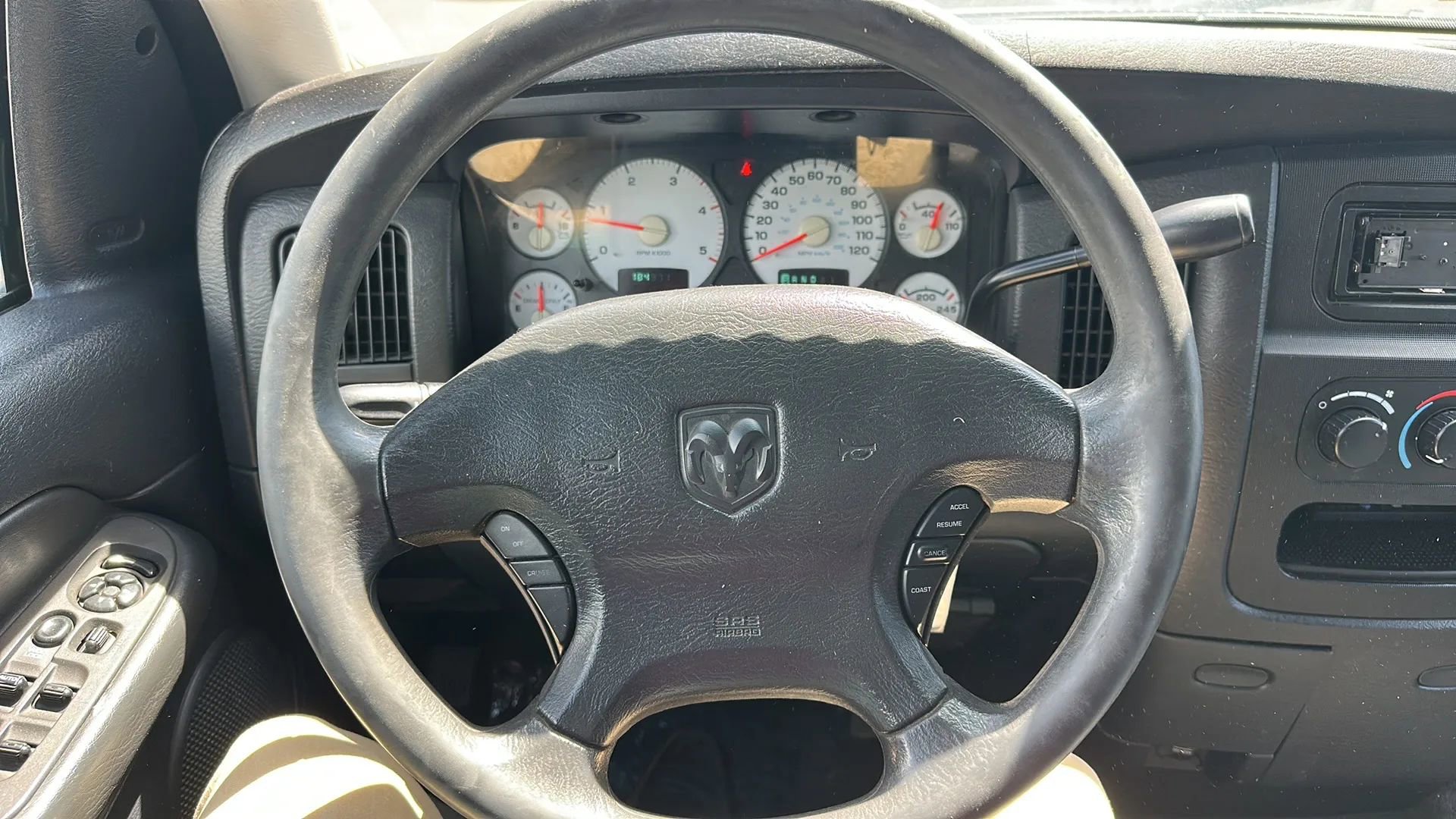 Used 2003 Dodge Ram 2500 Truck SLT image 17