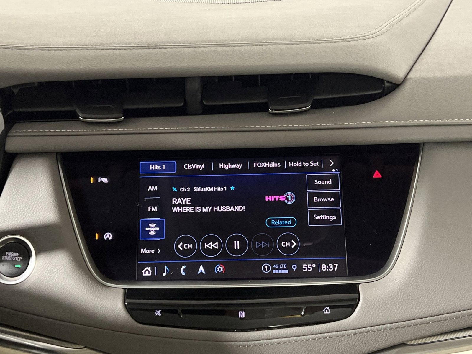 Used 2021 Cadillac XT5 Premium Luxury image 18