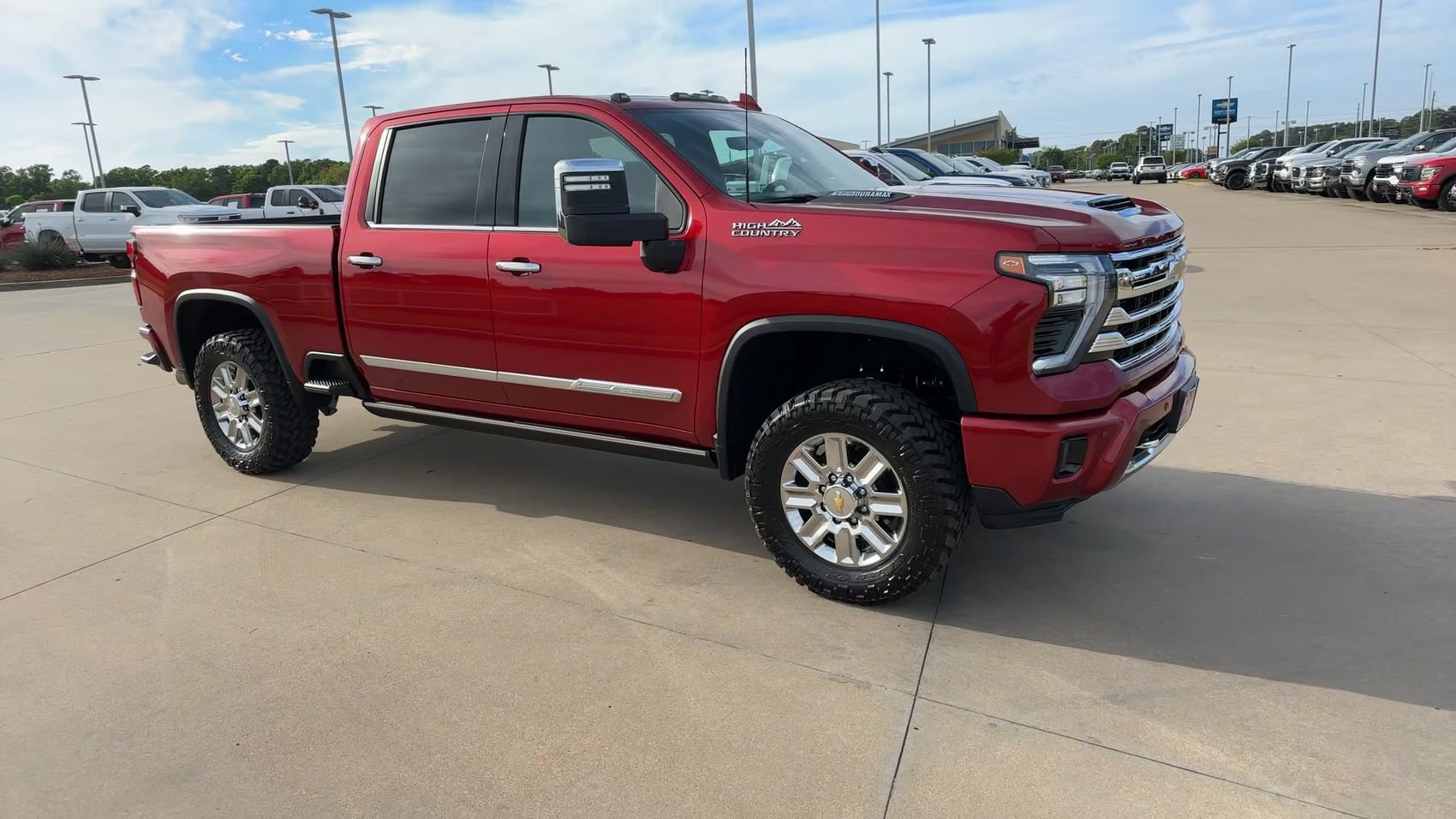 Used 2026 Chevrolet Silverado 2500 High Country w/ High Country Premium Package AWD/4WD image 9