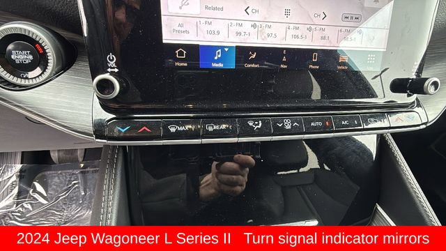 Used 2024 Jeep Wagoneer L Series II w/ Flexible Seating Group image 14