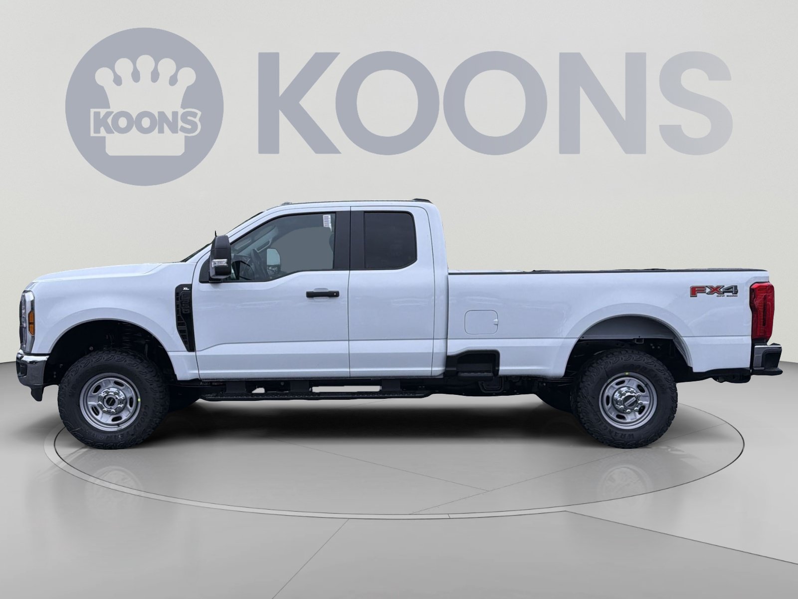 New 2027 Ford F350 XL w/ XL Off-Road 33" Tire Package AWD/4WD image 2