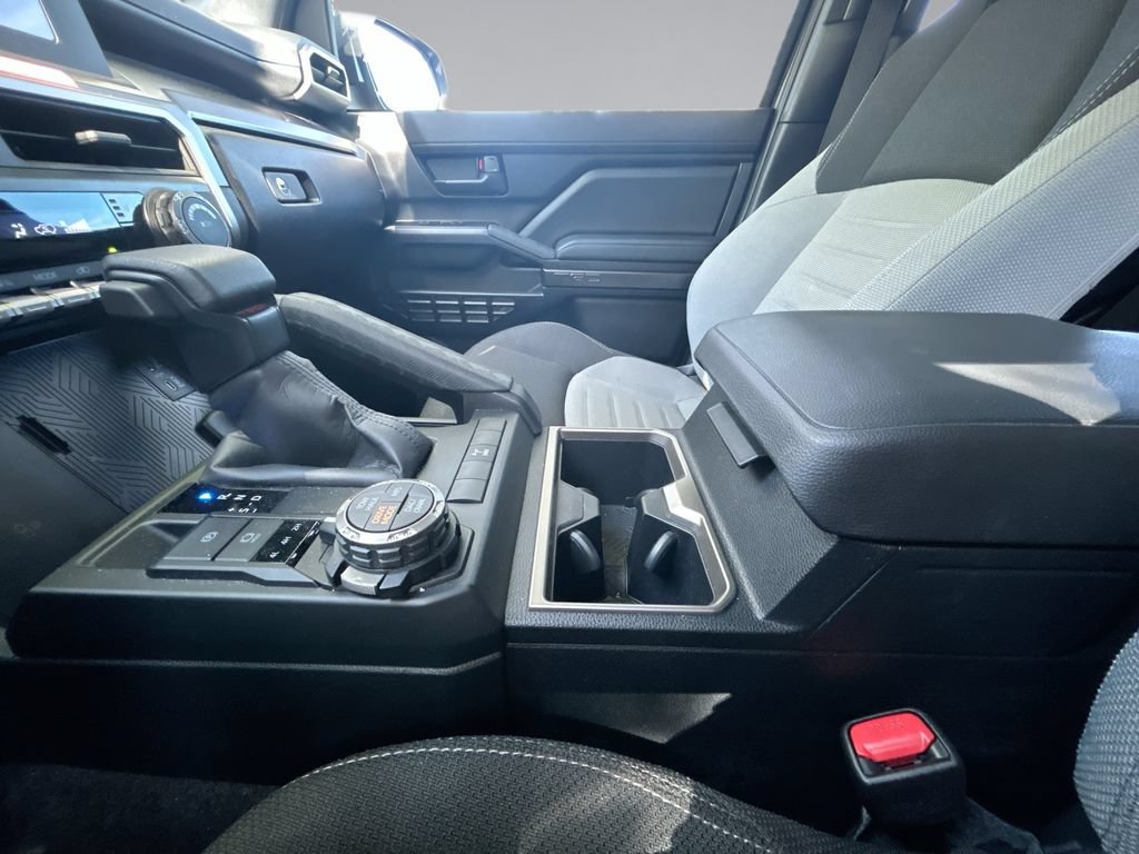 Certified 2025 Toyota 4Runner TRD Off-Road AWD/4WD image 26