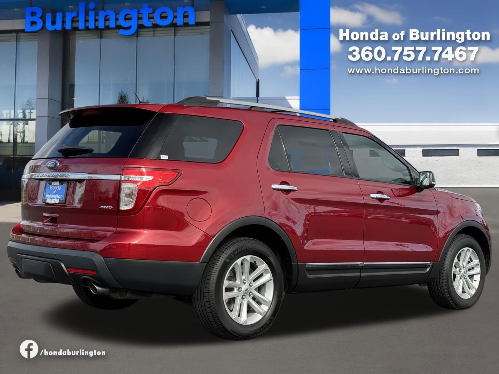 Used 2015 Ford Explorer XLT w/ Equipment Group 202A image 6