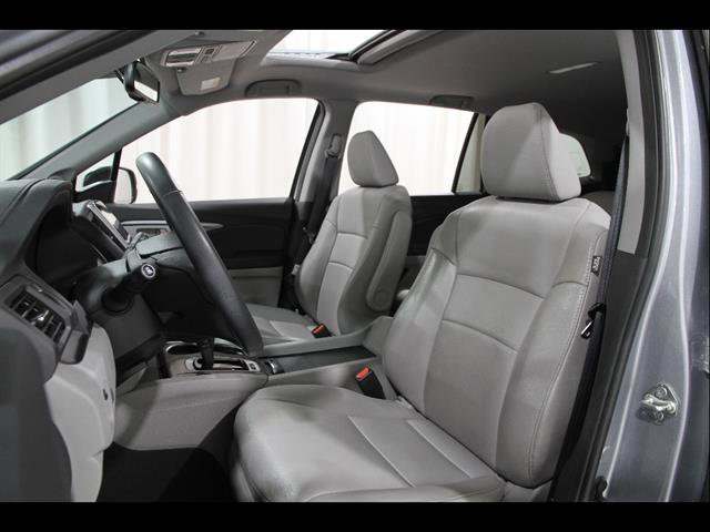 Used 2017 Honda Pilot EX-L image 5