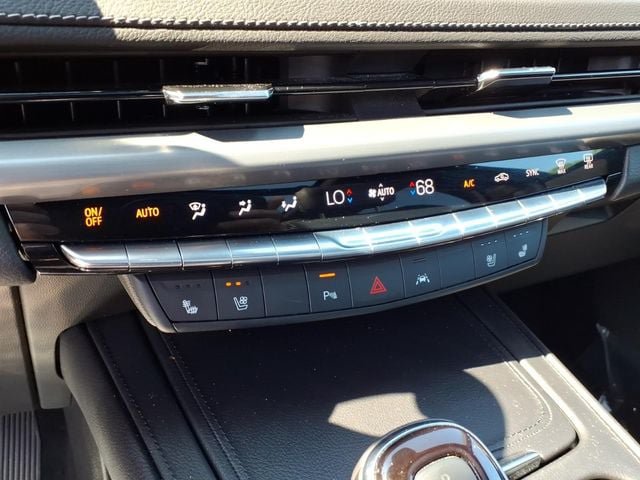 Used 2024 Cadillac XT4 Premium Luxury AWD/4WD image 21