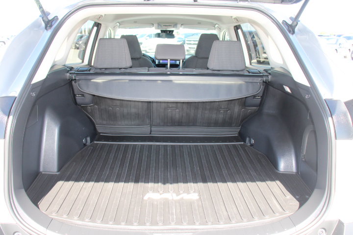 Certified 2023 Toyota RAV4 LE AWD/4WD image 14