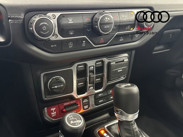 Used 2025 Jeep Wrangler Rubicon image 20