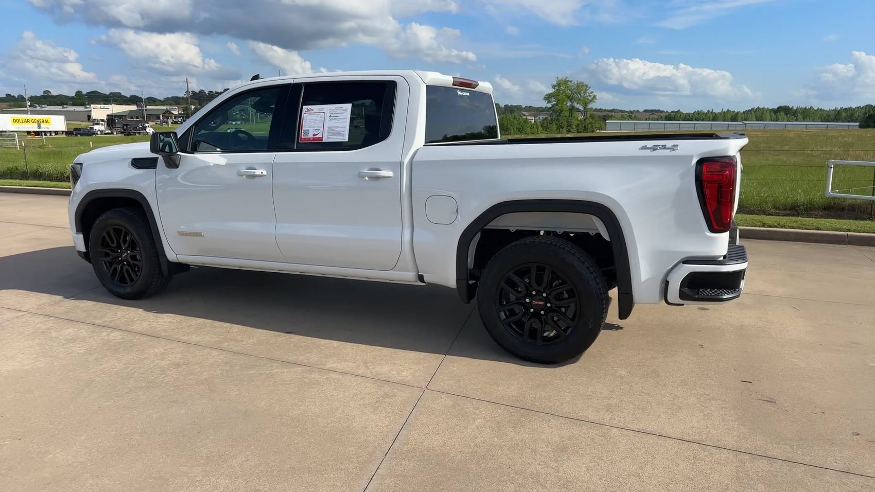 Used 2024 GMC Sierra 1500 Elevation AWD/4WD image 6