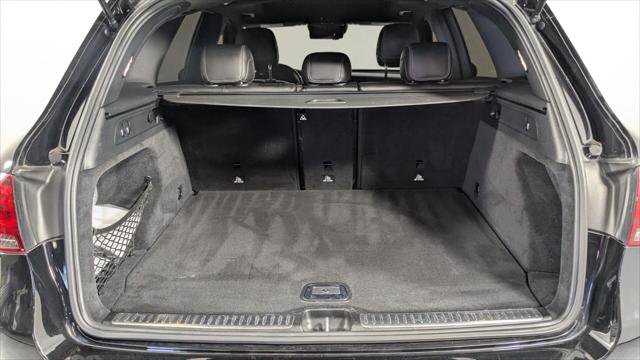 Used 2020 Mercedes-Benz GLC 63 AMG 4MATIC image 33