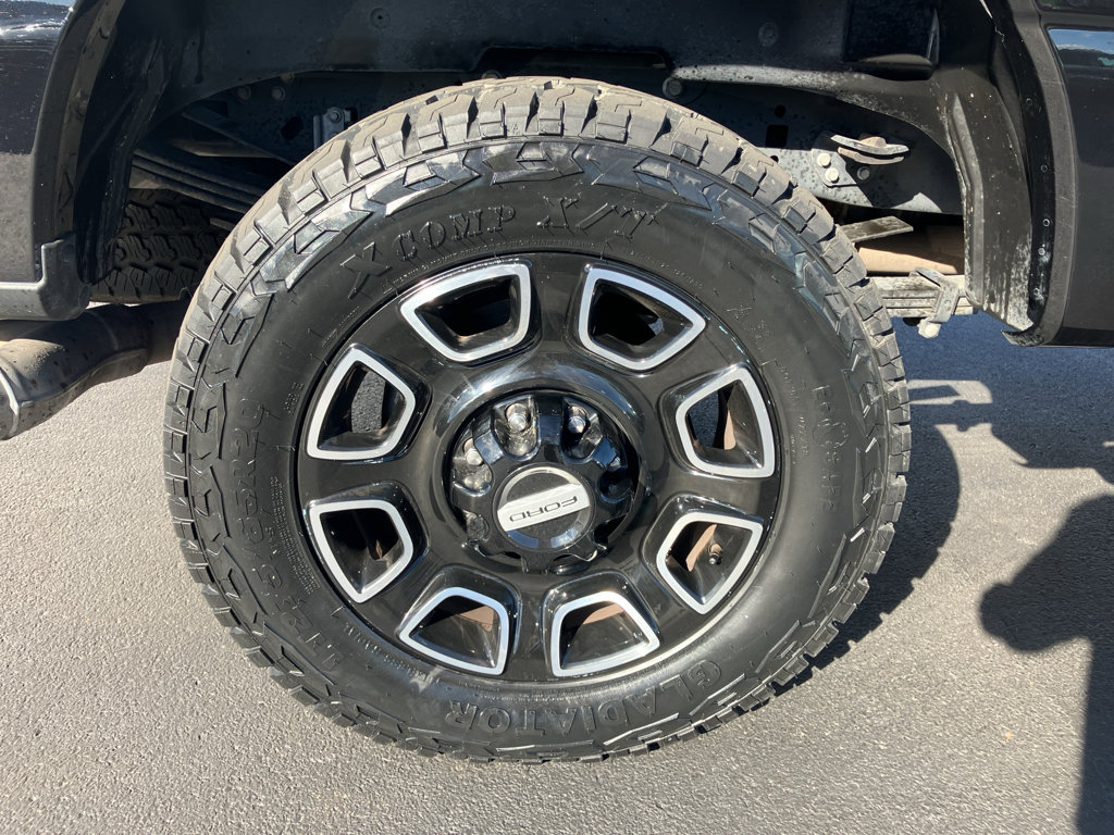 Used 2025 Ford F350 Platinum image 11