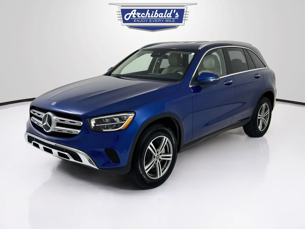 Used 2022 Mercedes-Benz GLC 300 4MATIC image 3