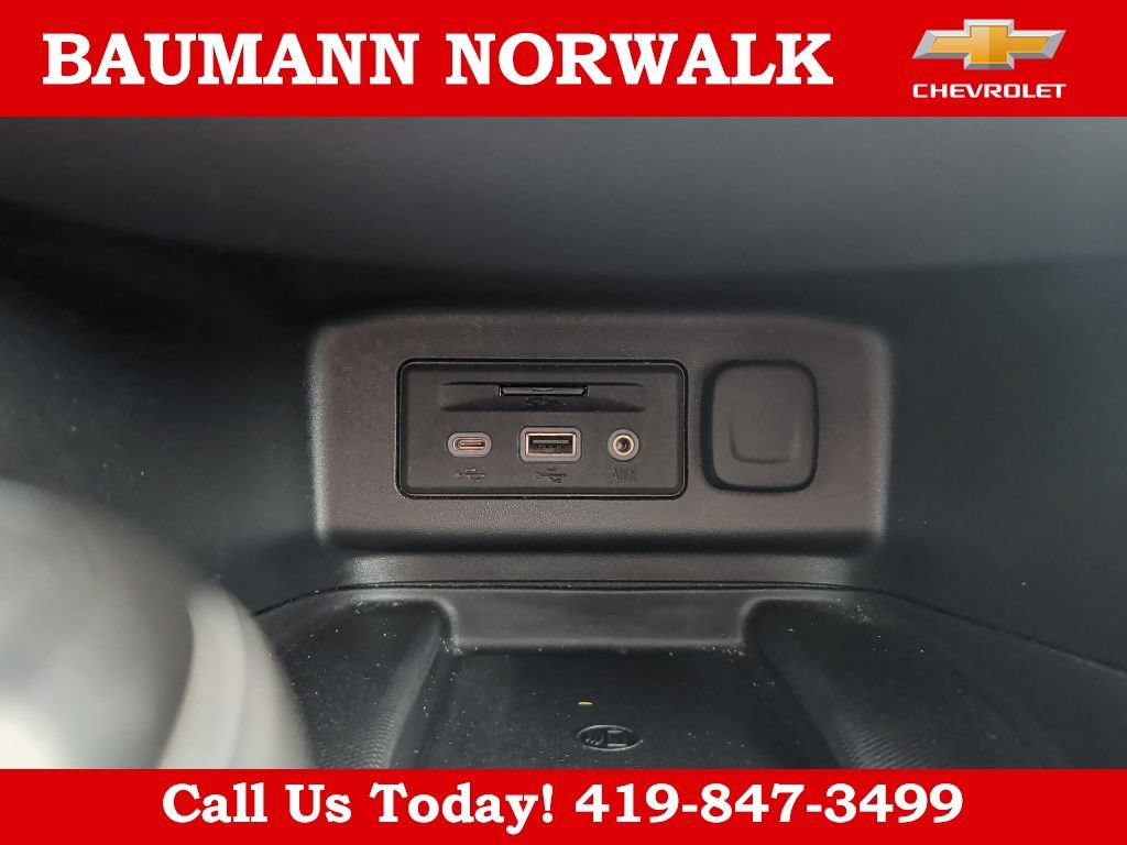 Used 2021 Chevrolet Equinox Premier FWD image 35