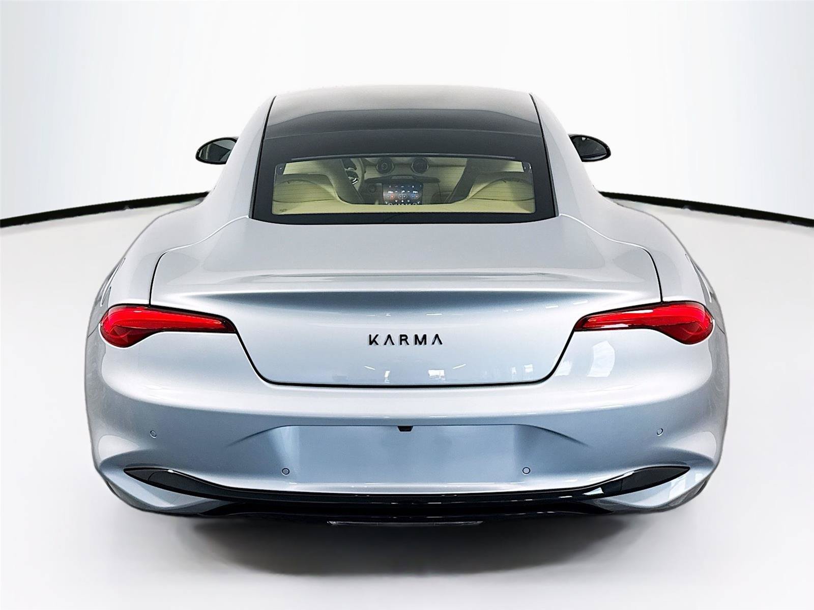 New 2025 Karma Revero Luxury RWD image 23