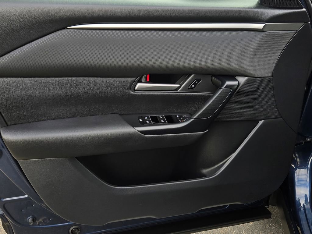 Certified 2025 MAZDA CX-50 2.5 Hybrid w/ Preferred Pkg image 10