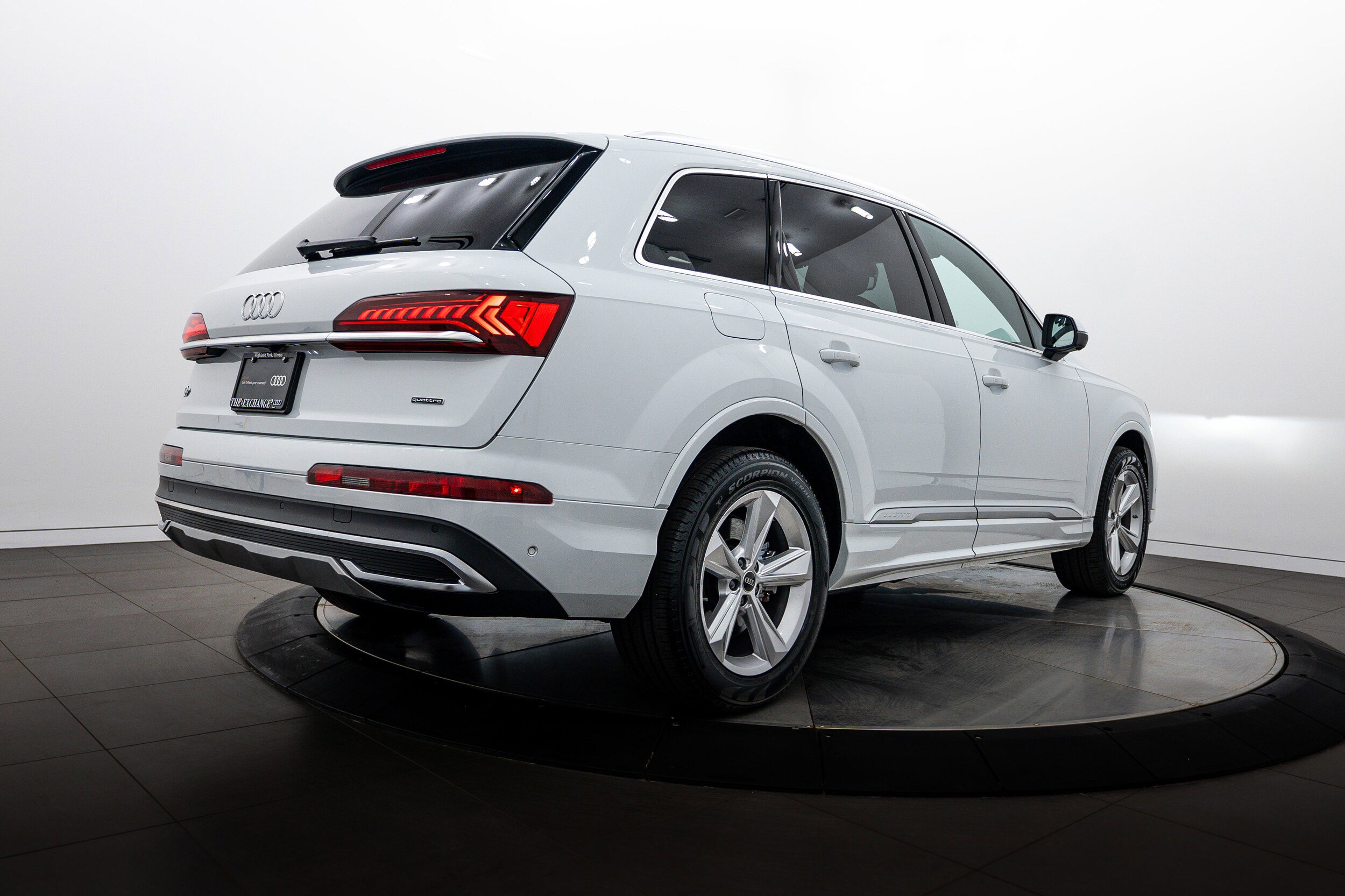 Certified 2023 Audi Q7 3.0T Premium w/ Convenience Package AWD/4WD image 4