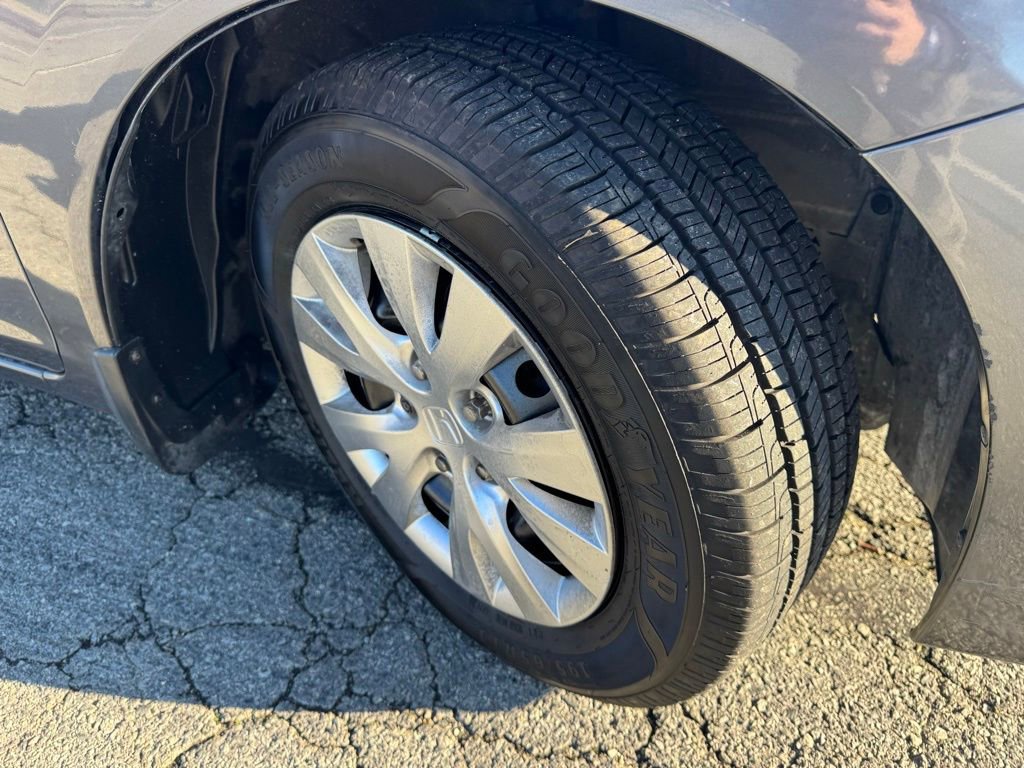 Used 2012 Honda Civic LX image 36