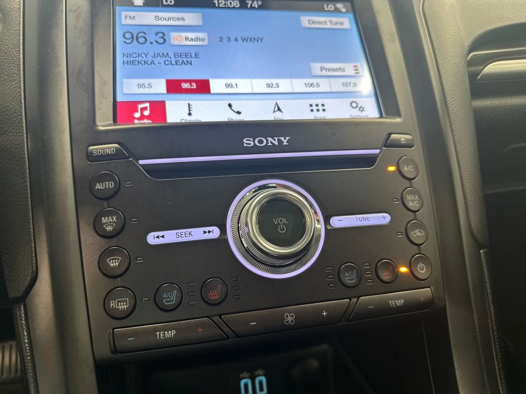 Used 2019 Ford Fusion Energi Titanium image 32